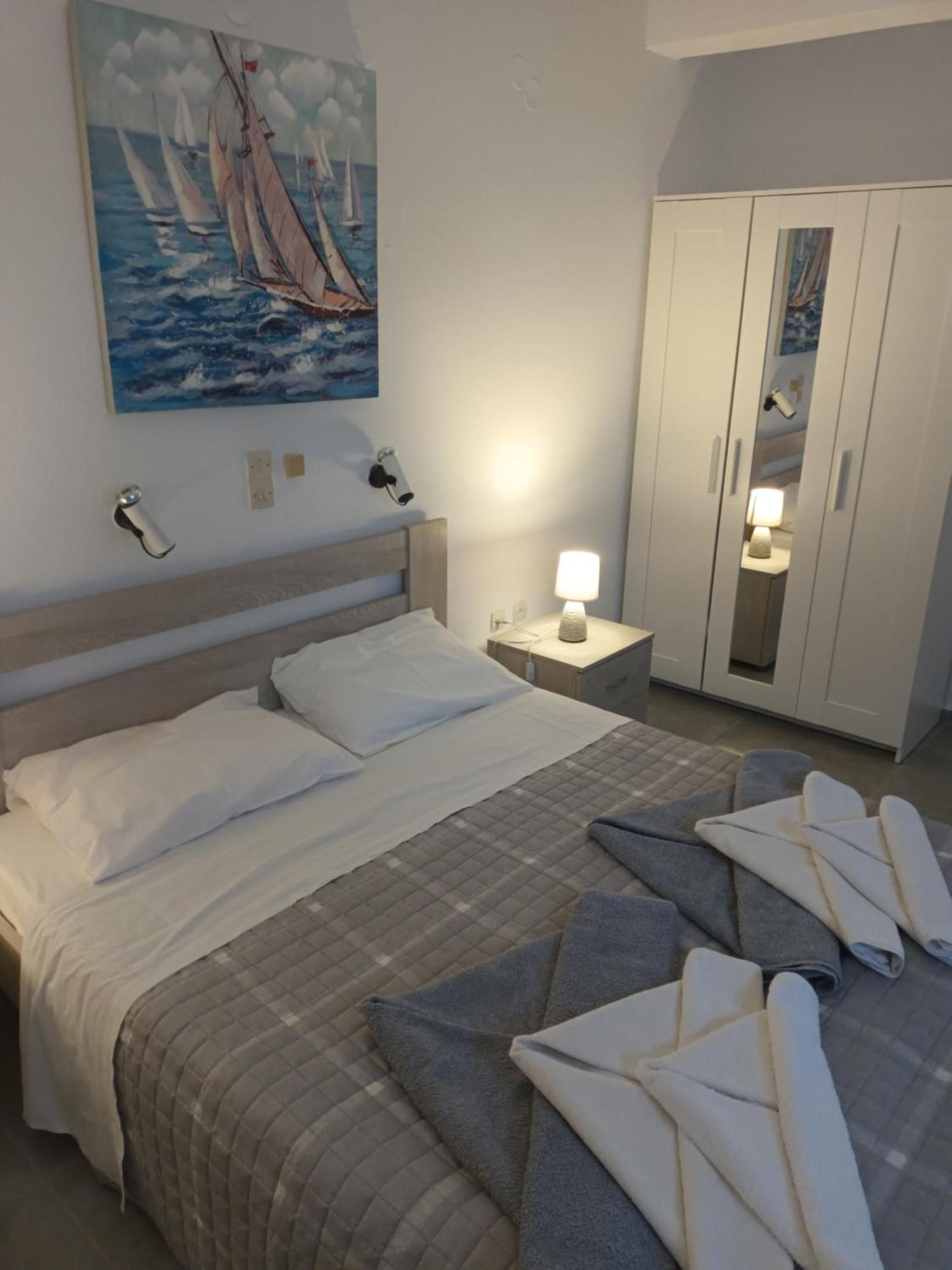 Holidays In Paros Aliki  Exterior photo