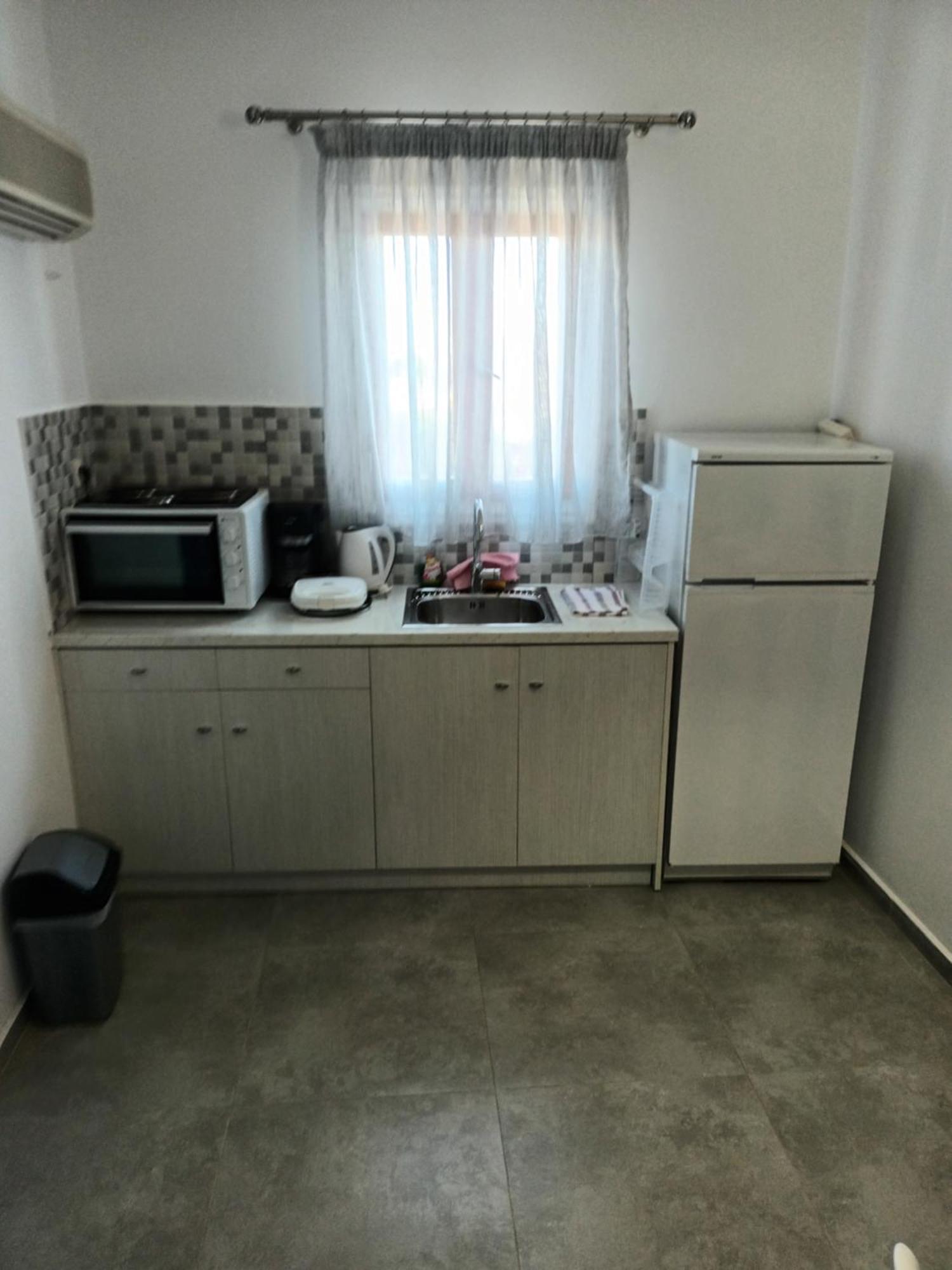 Holidays In Paros Aliki  Exterior photo