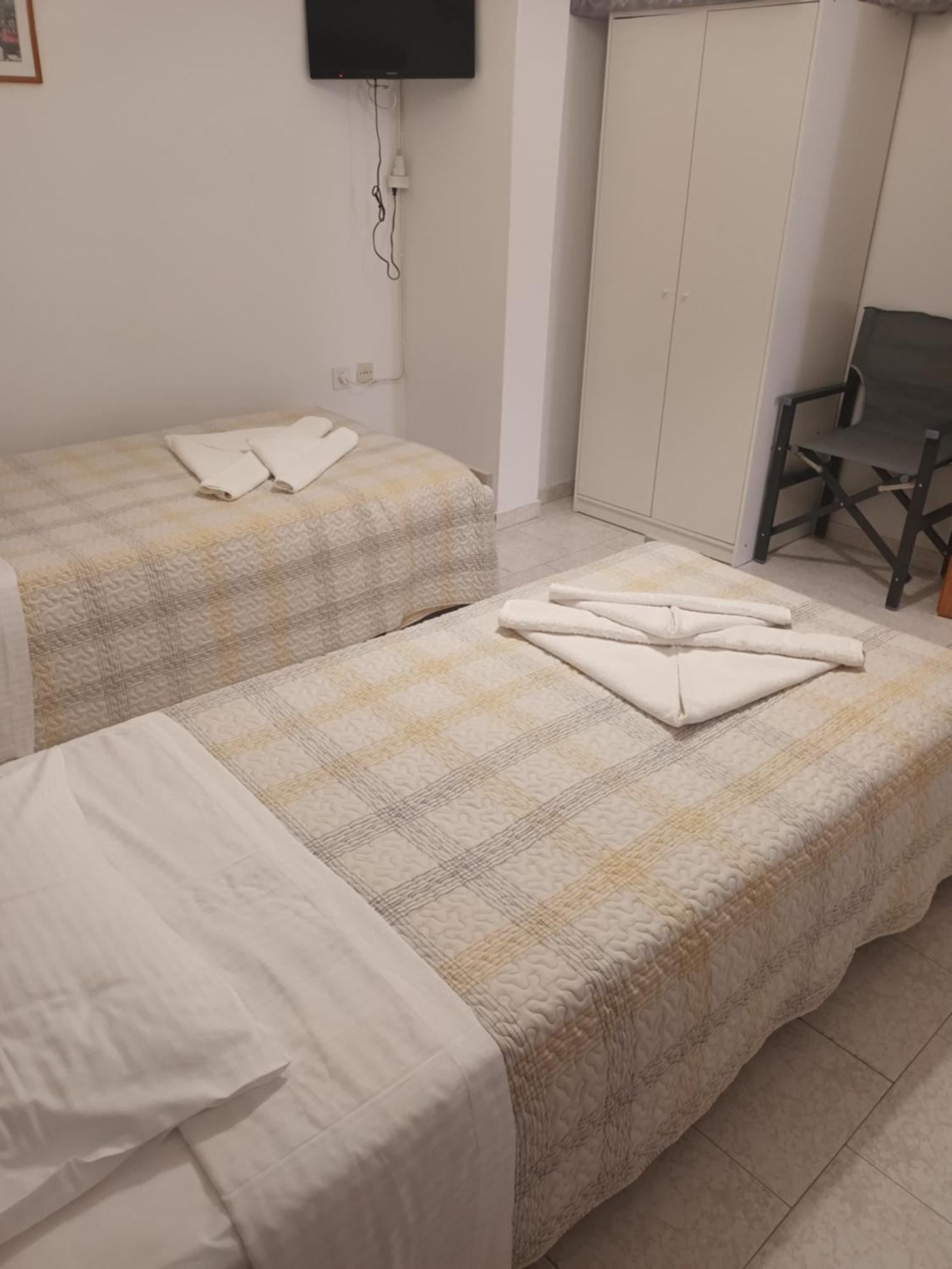 Holidays In Paros Aliki  Exterior photo